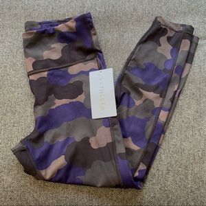 NWT Athleta Purple Camo 7/8 Leggings size M